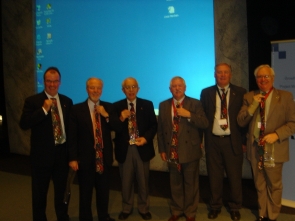 ���ۃQ�X�g�X�s�[�J�[�ꓯ