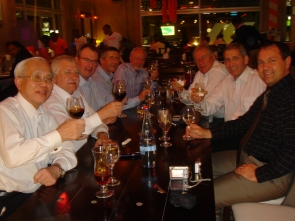 �Q�X�g(��)�Ǝ�Îҍ��e��