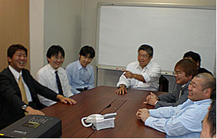 出典：会議風景　(株)トライのHP