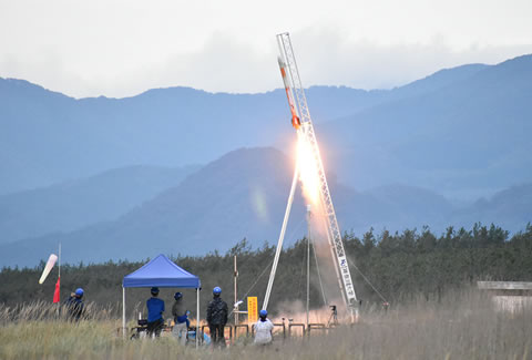 ロケット打ち上げ試験