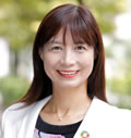 薗田綾子氏