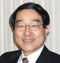 亀山秀雄氏